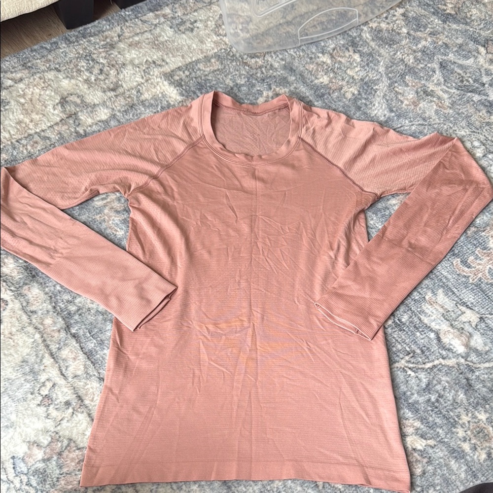 Lululemon Athletica Long Sleeve